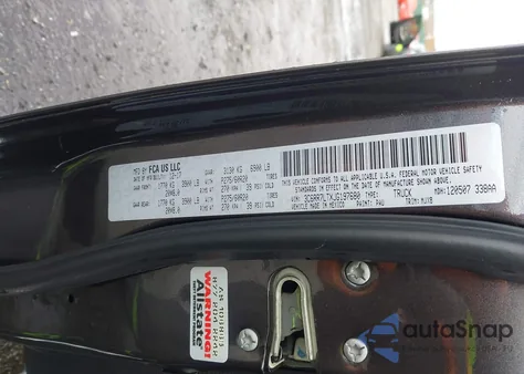 2018 Ram 1500 Big Horn 4X4 5'7 Box z USA, uszkodzony, nr VIN 3C6RR7LTXJG197680